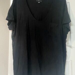 Nordstrom Rack Caslon Black Short Sleeve V-Neck Tee